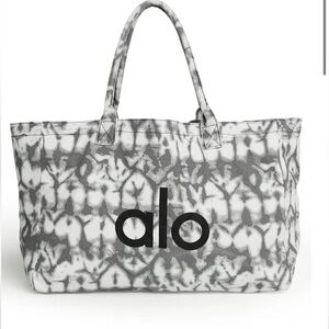 Alo Yoga Grey Tie Dye Shopper Tote Bag Carry-it-all